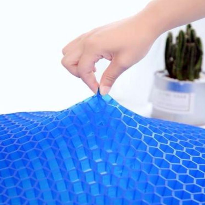 Assento Ergonômico Honeycomb em Gel Ice Pad - Alivia e Previne a dor nas costas e no ciático